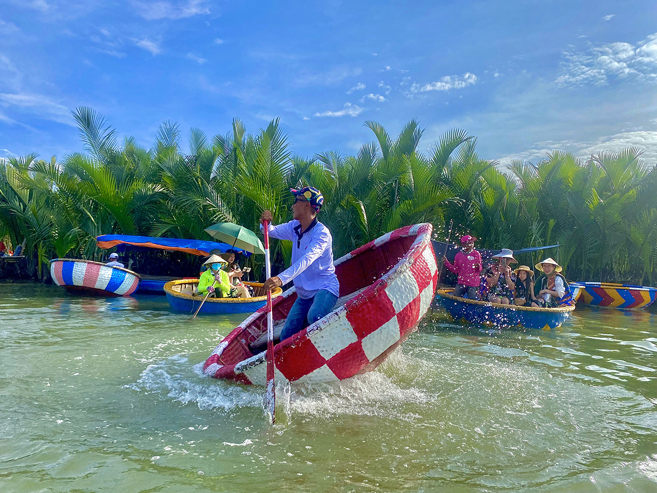 Basket Boat in Coconut Village