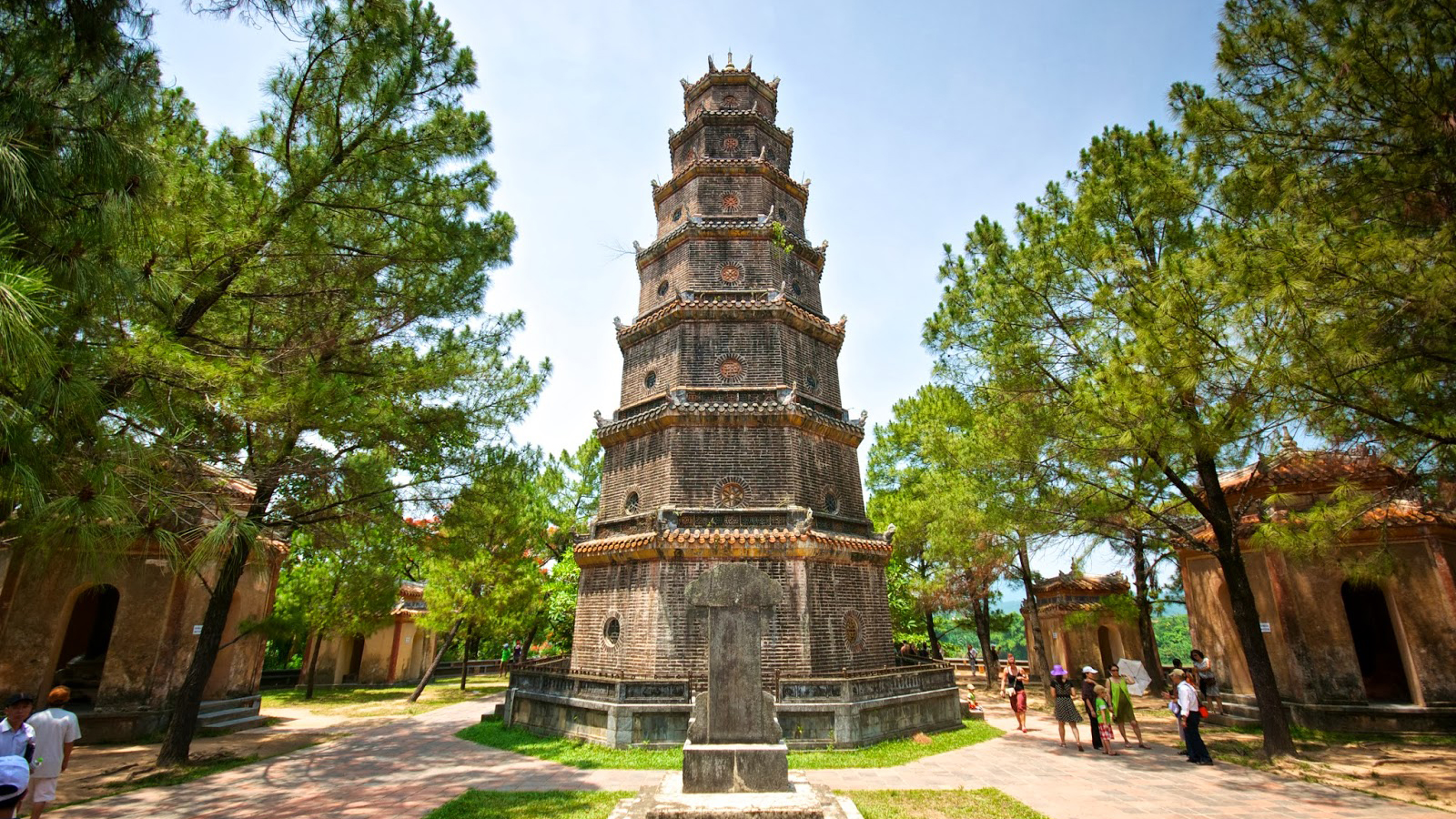 Hue Imperial city Private Tour from Danang/Hoi An